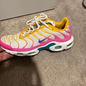 Women’s air max plus
